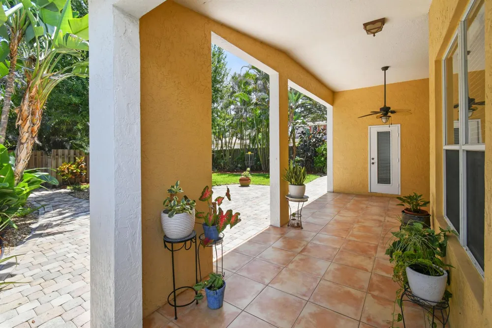1983 NW Marsh Rabbit Lane Jensen Beach, FL 34957