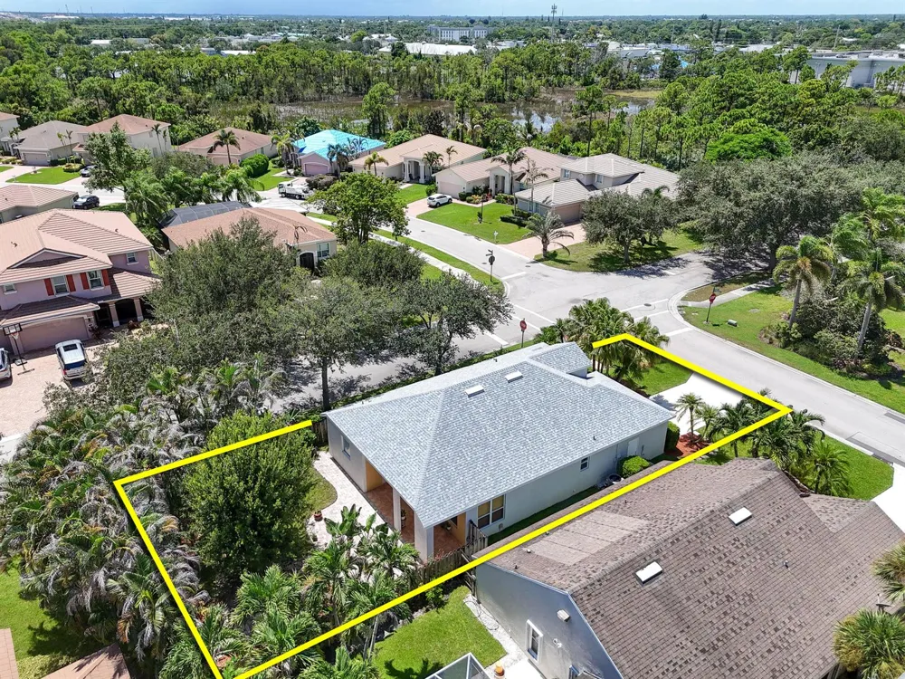 1983 NW Marsh Rabbit Lane Jensen Beach, FL 34957