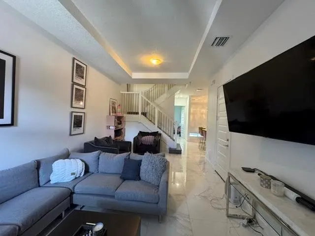 551 PIONEER WAY Royal Palm Beach, FL 33411