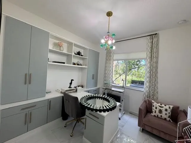 551 PIONEER WAY Royal Palm Beach, FL 33411