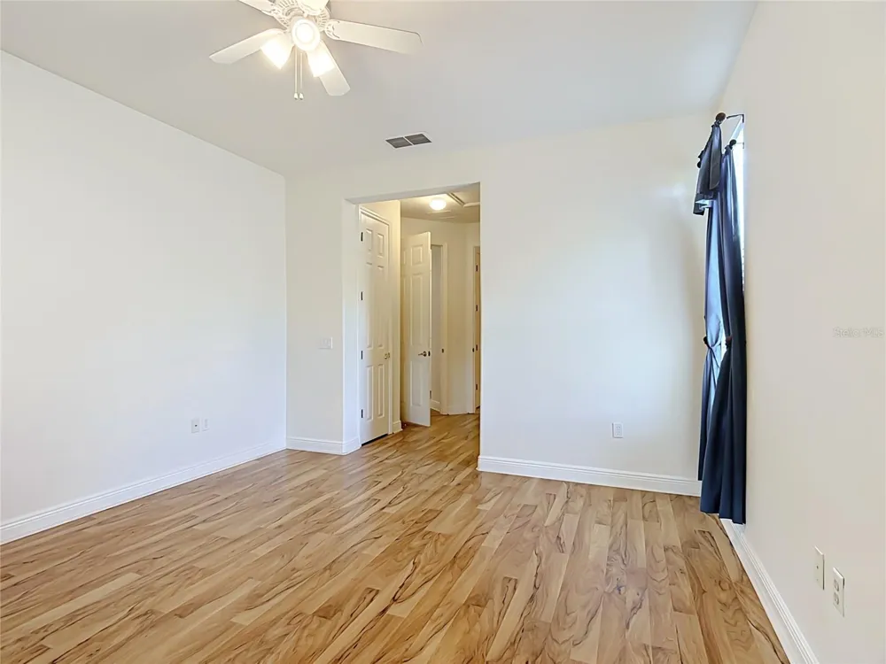 313 MOORPARK WAY Poinciana, FL 34759