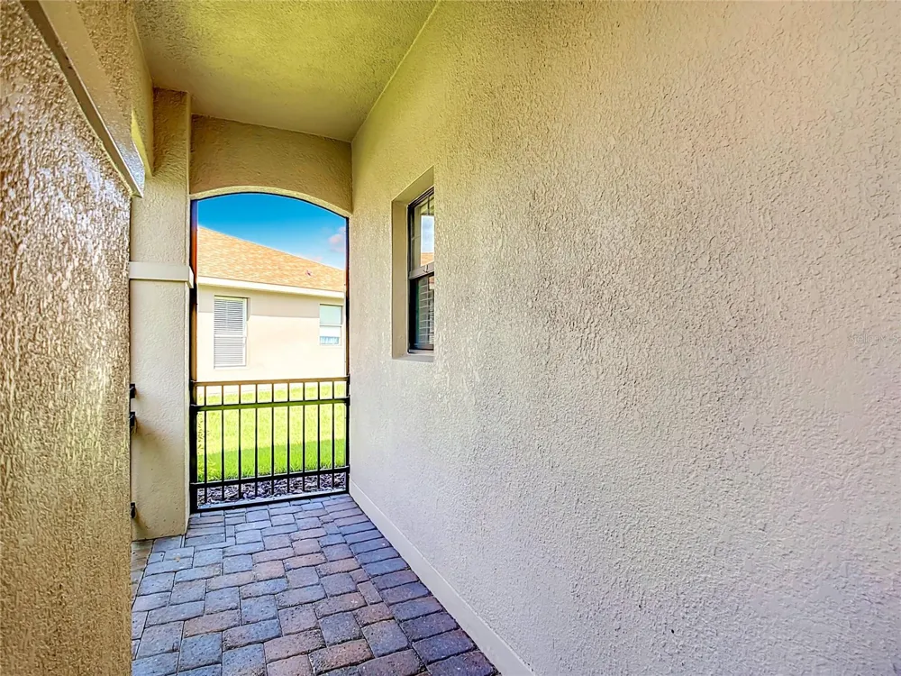 313 MOORPARK WAY Poinciana, FL 34759