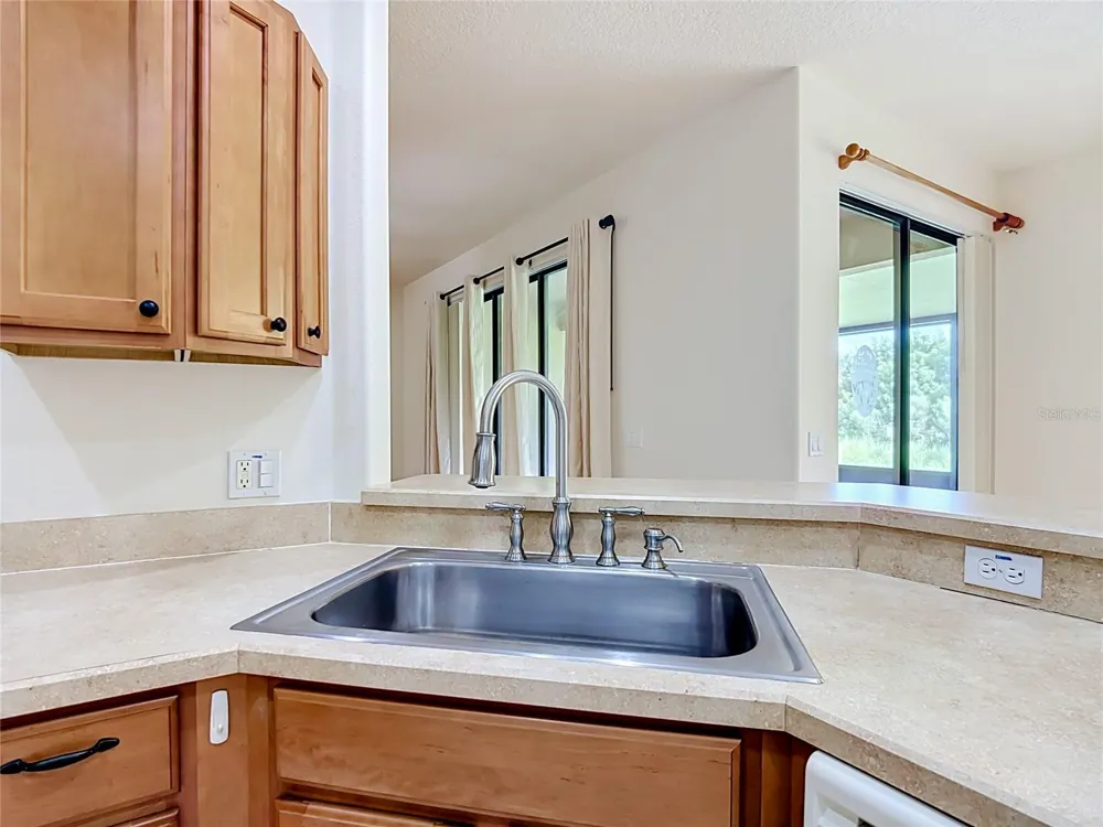313 MOORPARK WAY Poinciana, FL 34759