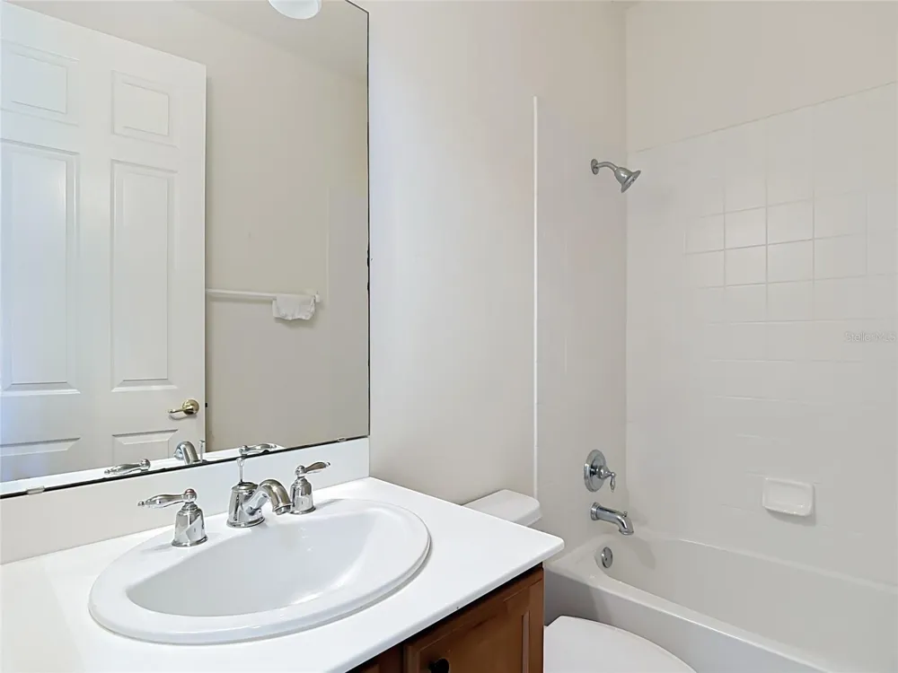 313 MOORPARK WAY Poinciana, FL 34759