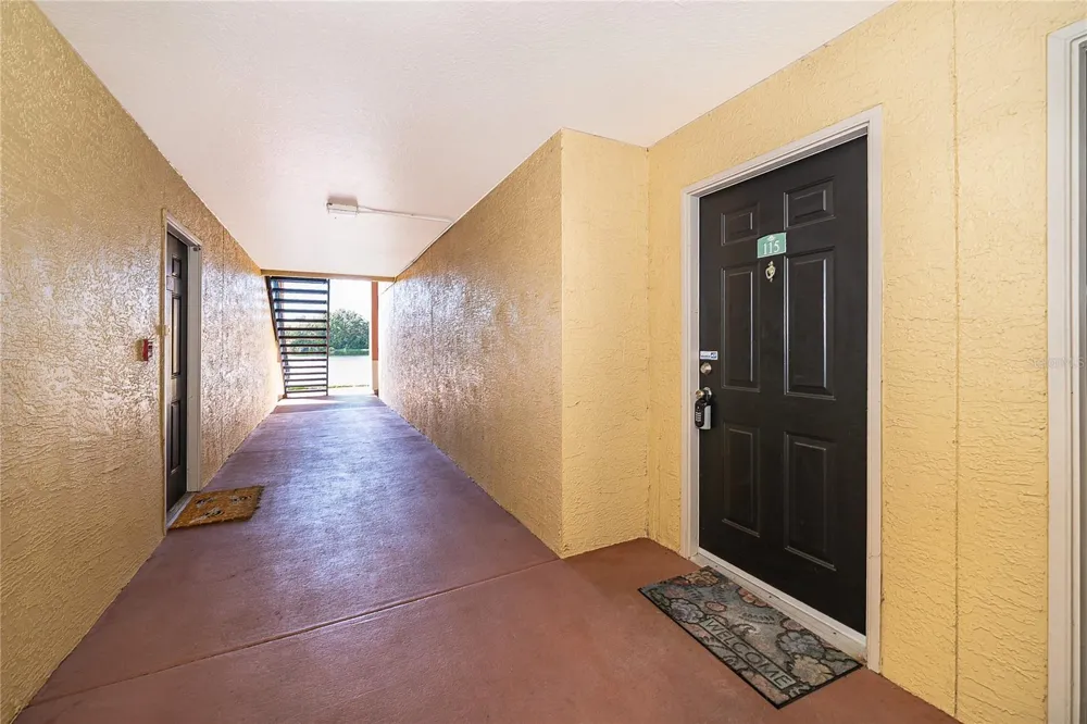1939 SUMMER CLUB DRIVE #115 Oviedo, FL 32765