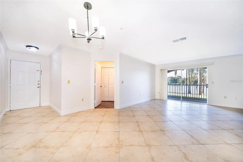 1939 SUMMER CLUB DRIVE #115 Oviedo, FL 32765