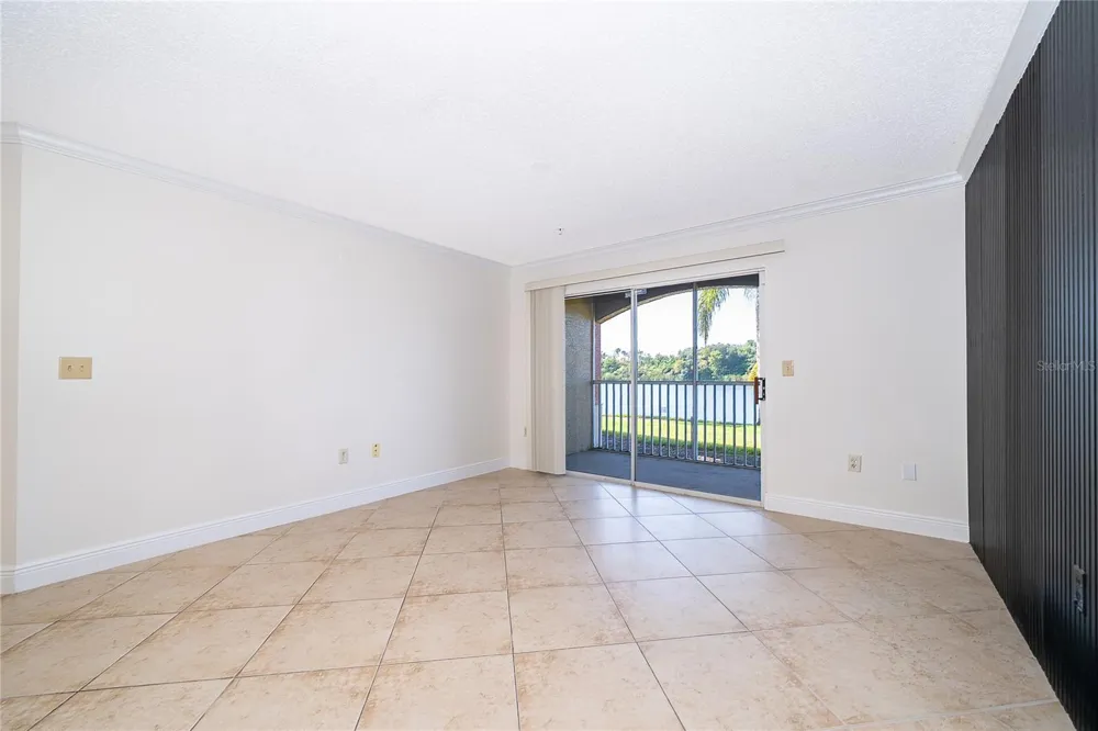 1939 SUMMER CLUB DRIVE #115 Oviedo, FL 32765