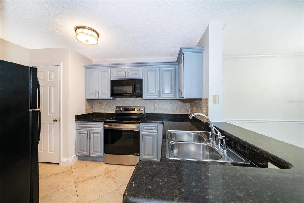 1939 SUMMER CLUB DRIVE #115 Oviedo, FL 32765