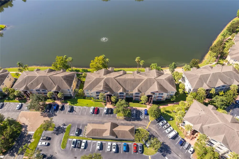 1939 SUMMER CLUB DRIVE #115 Oviedo, FL 32765
