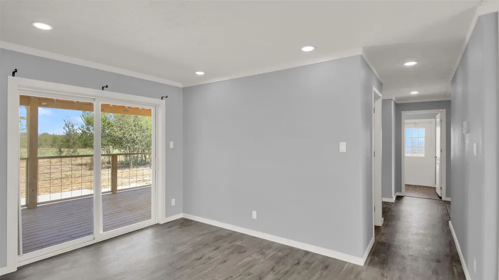27 County Road 483 Taylor, TX 76574