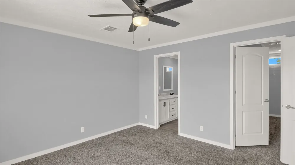 27 County Road 483 Taylor, TX 76574