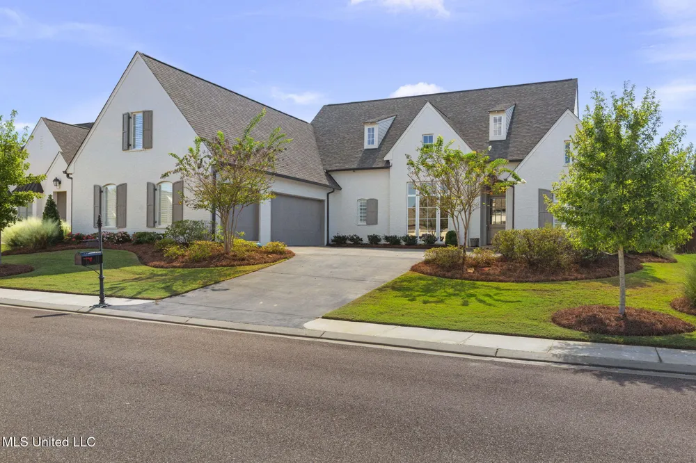 156 Latter Rayne Drive Flowood, MS 39232