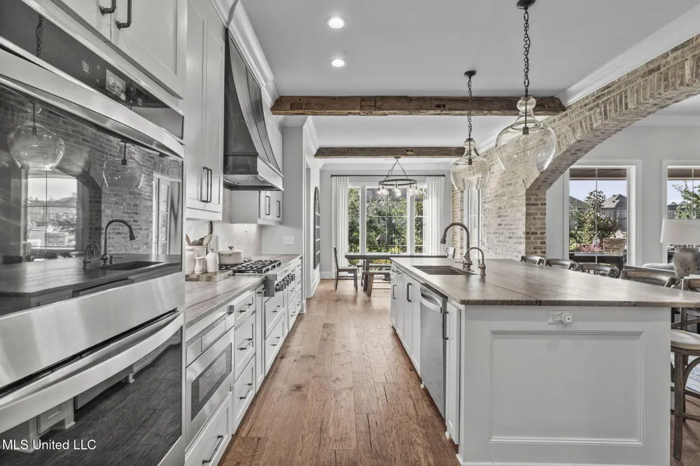 156 Latter Rayne Drive Flowood, MS 39232