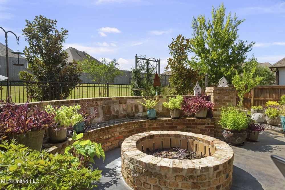 156 Latter Rayne Drive Flowood, MS 39232