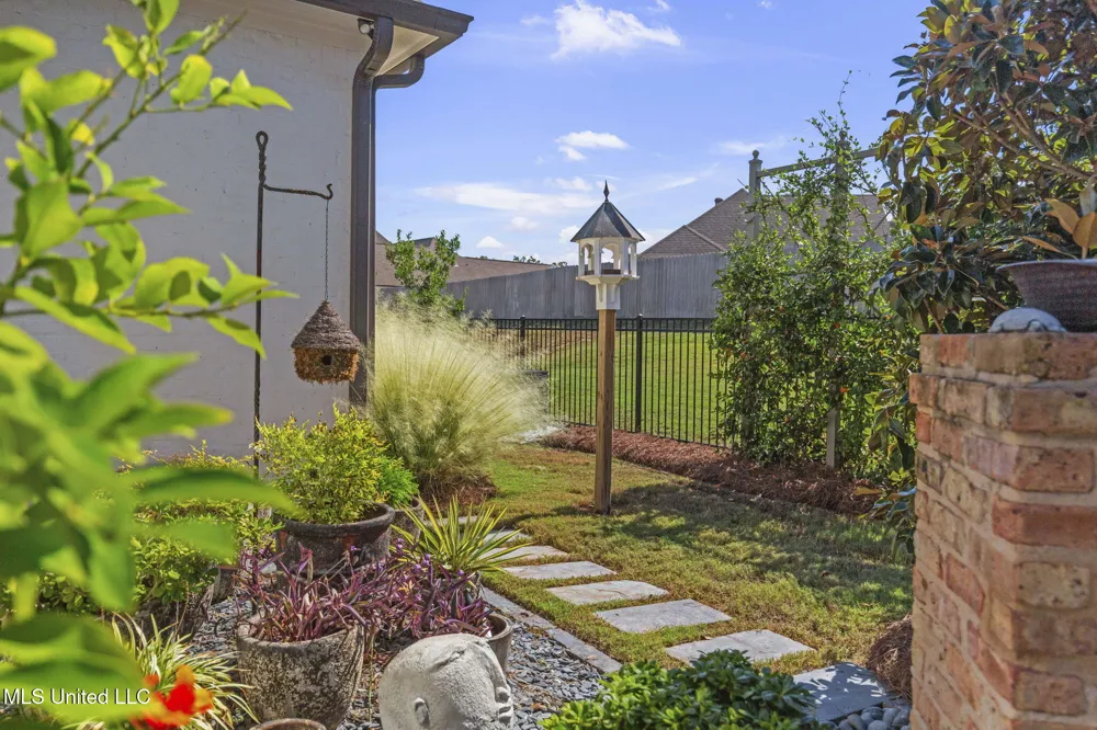 156 Latter Rayne Drive Flowood, MS 39232