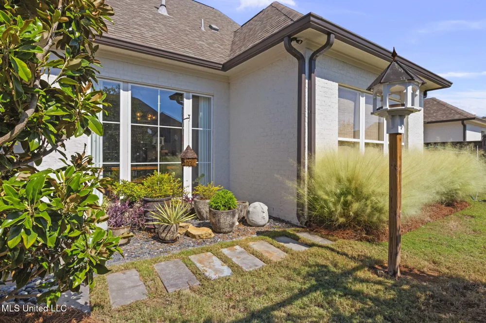 156 Latter Rayne Drive Flowood, MS 39232