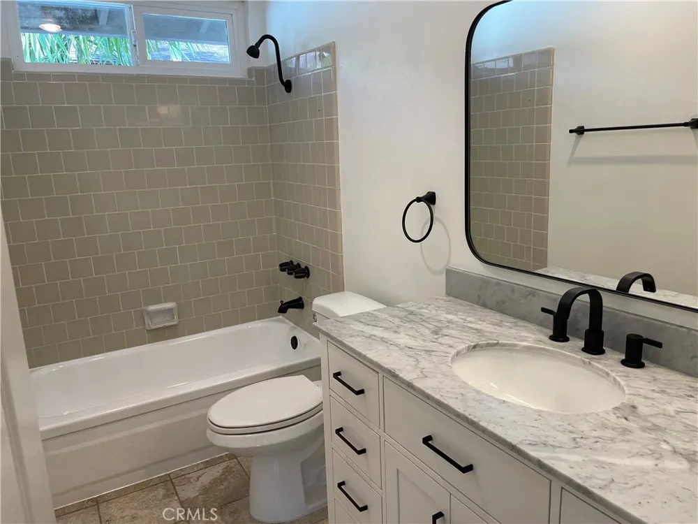 4218 Patrice Newport Beach, CA 92663