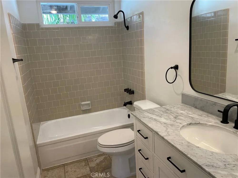 4218 Patrice Newport Beach, CA 92663