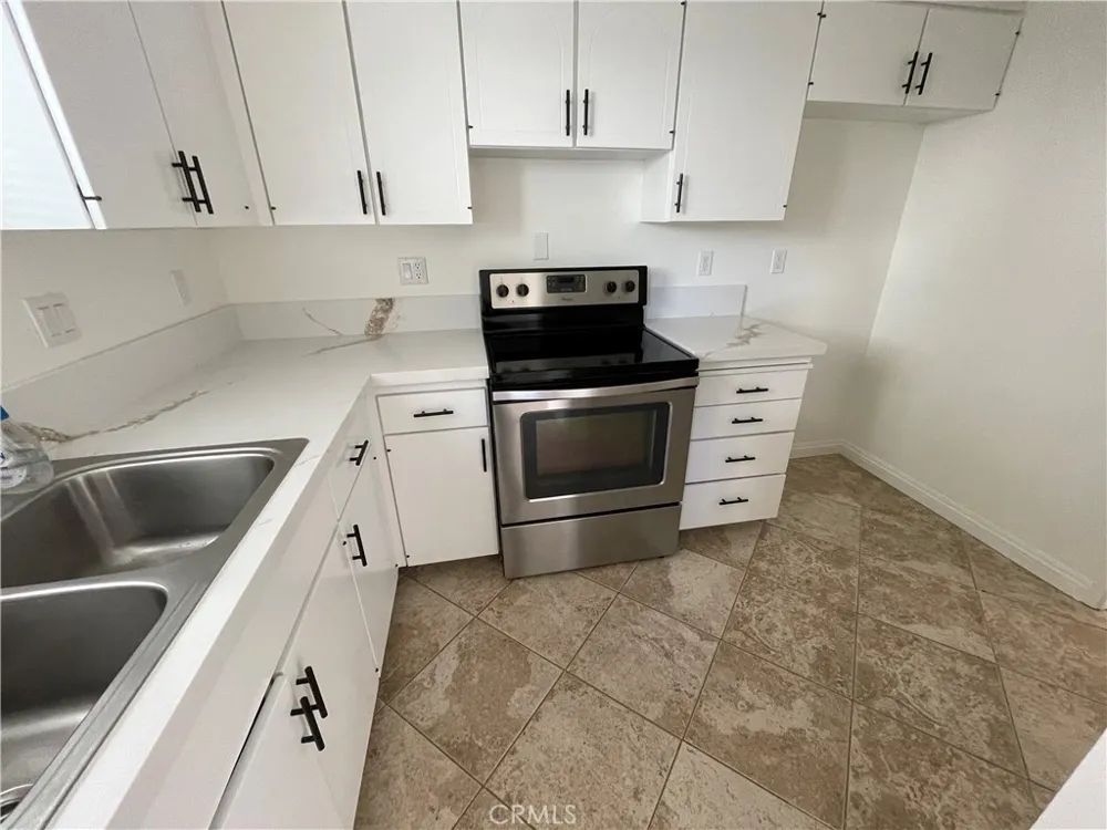 4218 Patrice Newport Beach, CA 92663