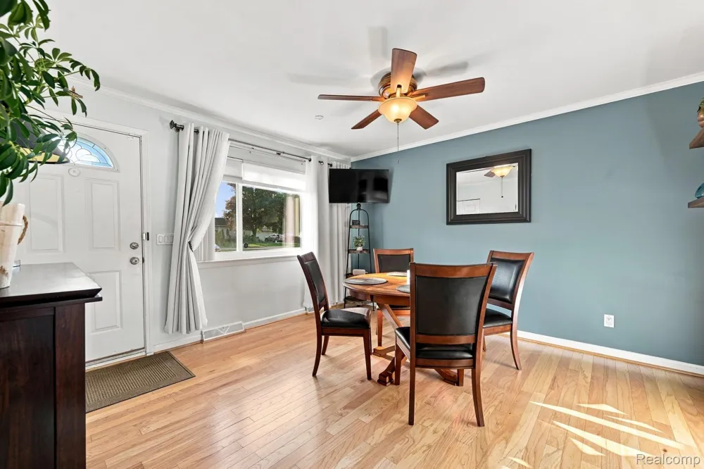 5382 Winell Street Independence Charter Township, MI 48346