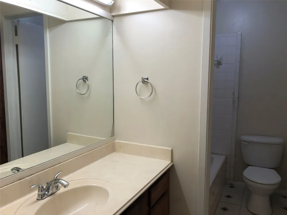 11510 Walnut Ridge Drive #B Austin, TX 78753