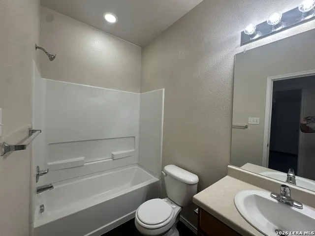 5731 GOLF HTS San Antonio, TX 78244