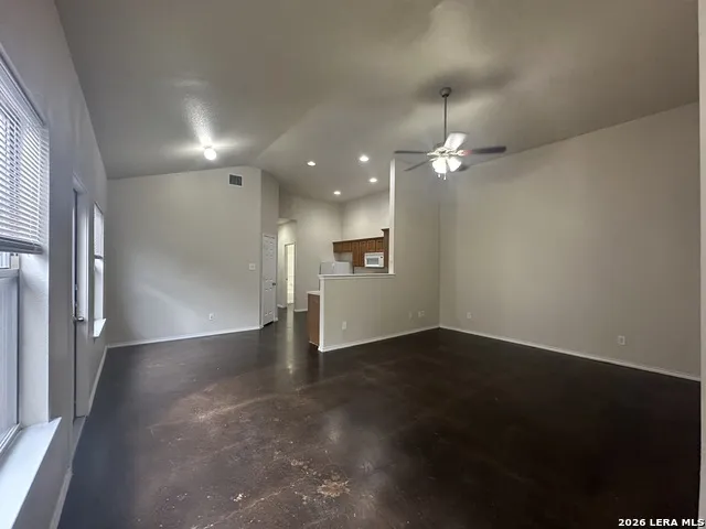 5731 GOLF HTS San Antonio, TX 78244