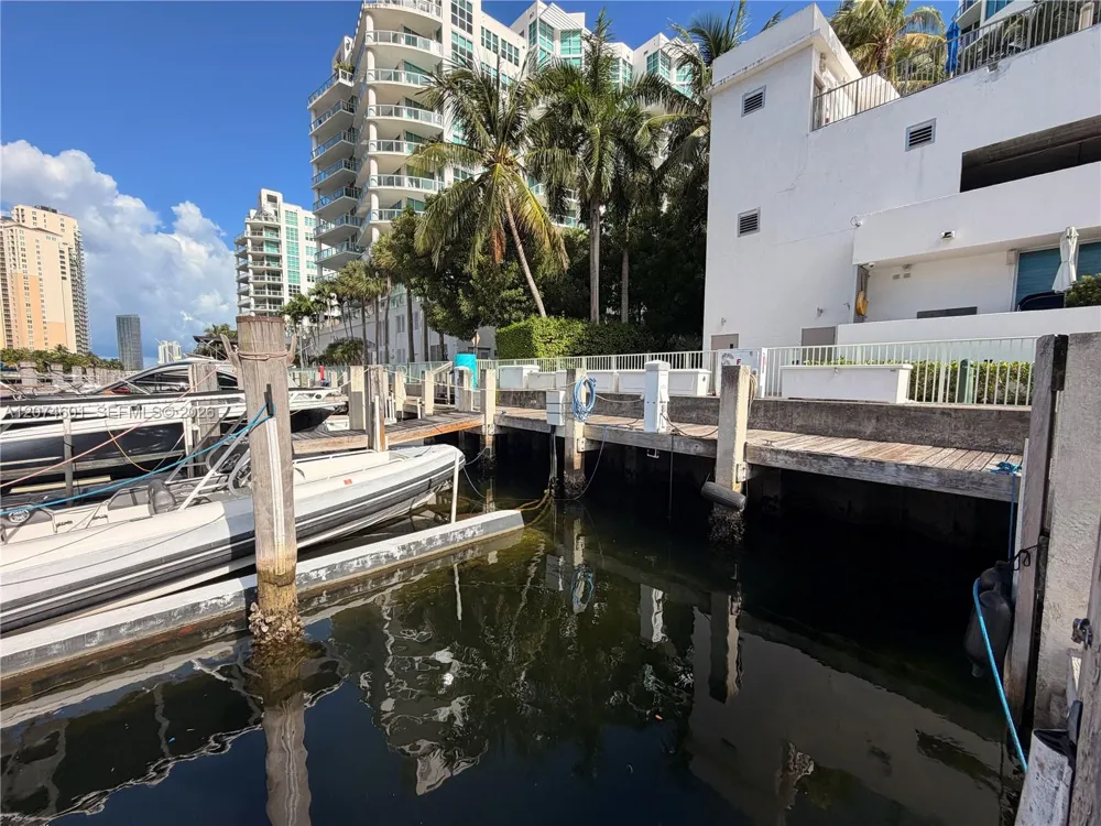3029 NE 188th St Aventura, FL 33180