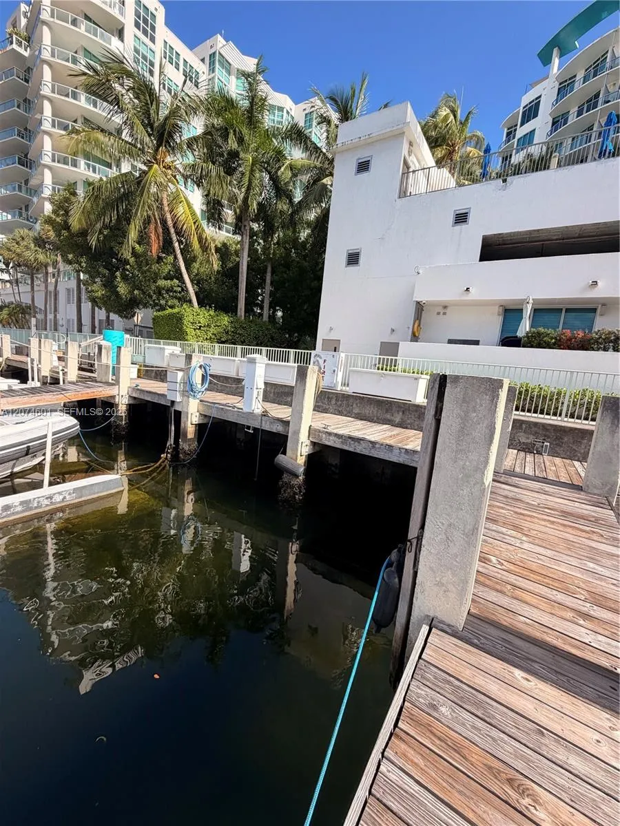 3029 NE 188th St Aventura, FL 33180