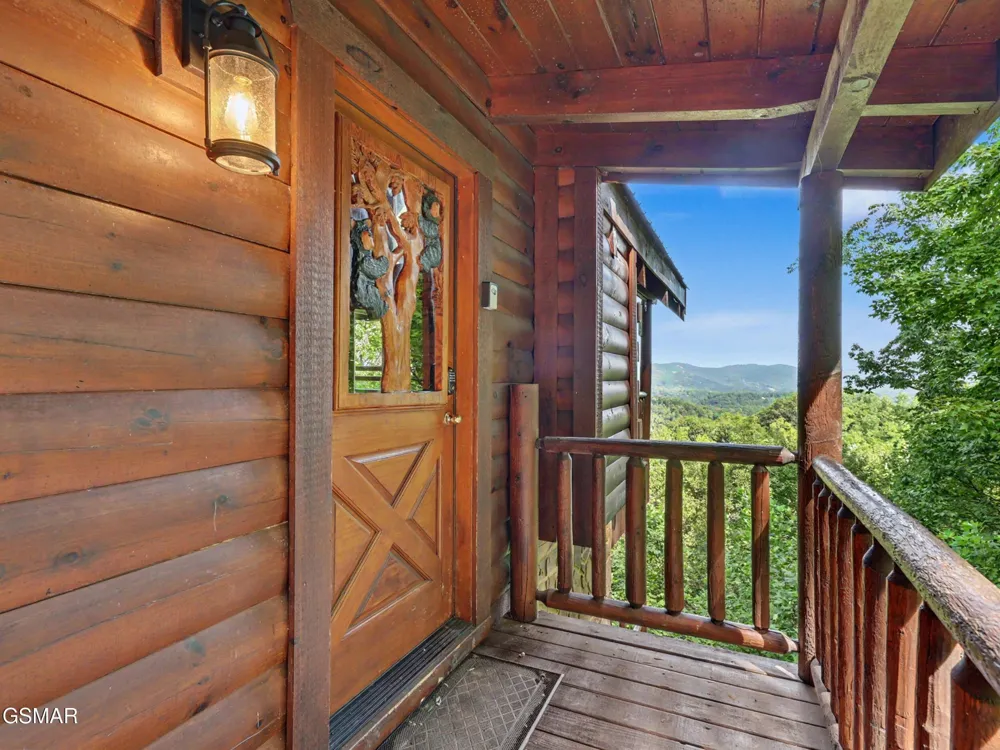 2509 Piney Drive Sevierville, TN 37876
