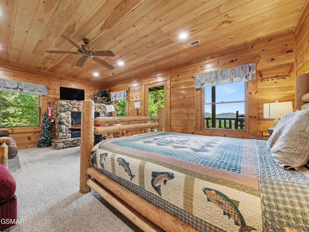 2509 Piney Drive Sevierville, TN 37876