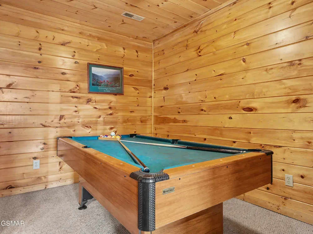 2509 Piney Drive Sevierville, TN 37876