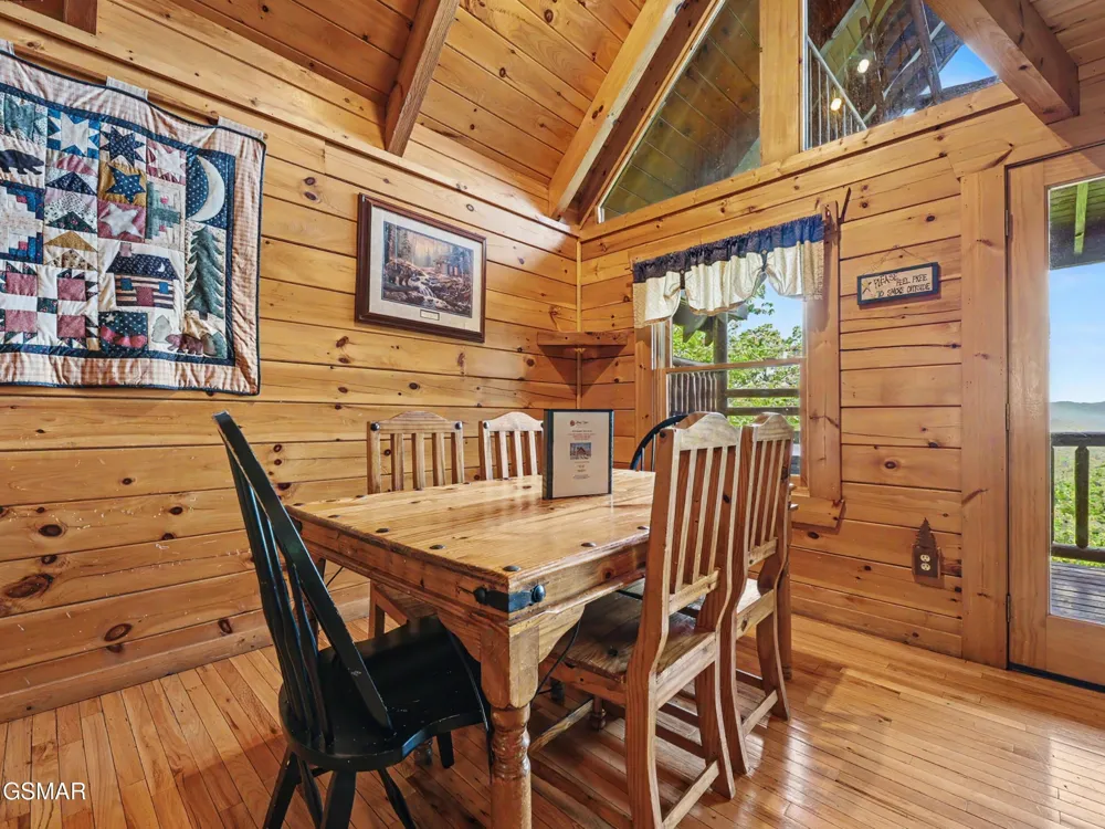 2509 Piney Drive Sevierville, TN 37876