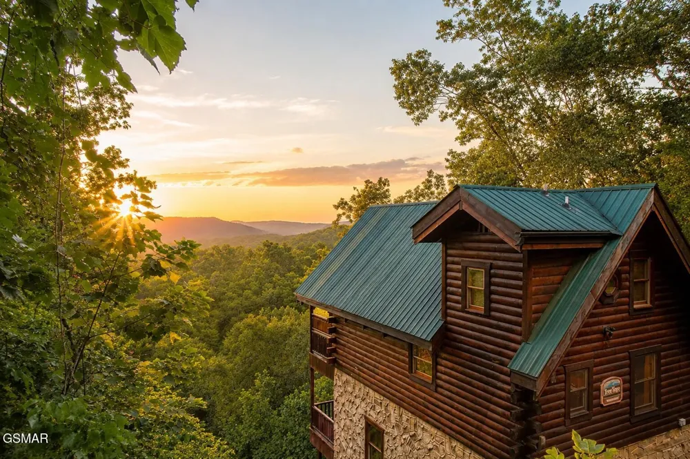 2509 Piney Drive Sevierville, TN 37876