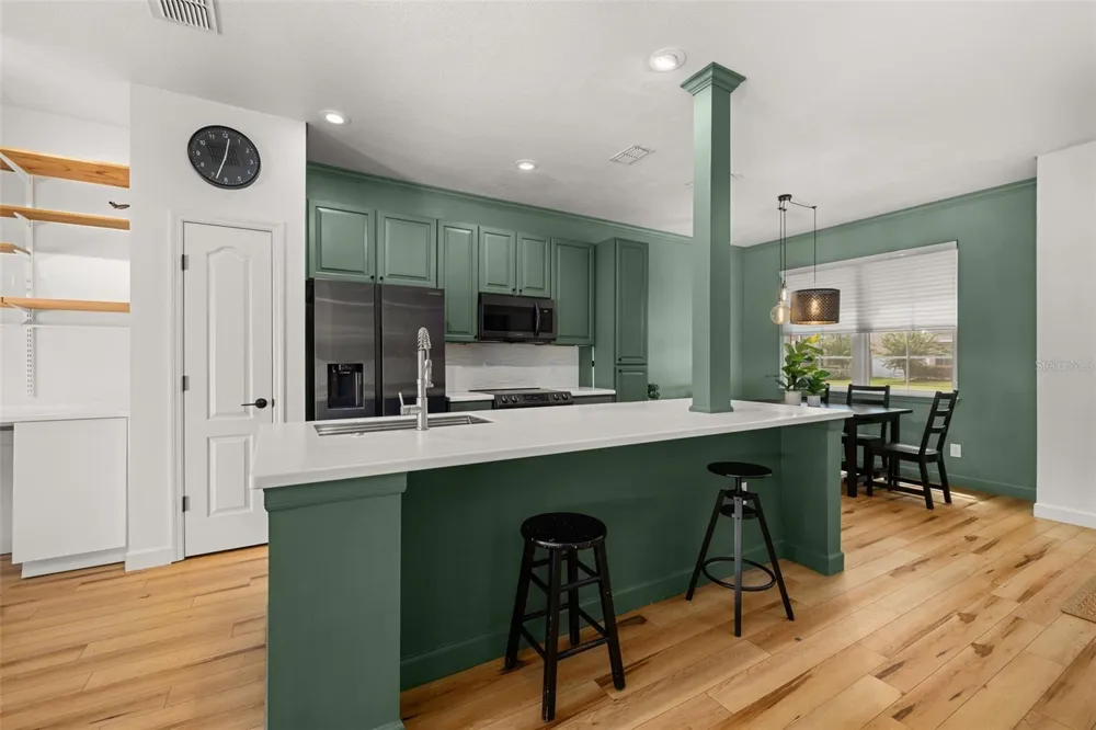 2271 J LAWSON BOULEVARD Orlando, FL 32824