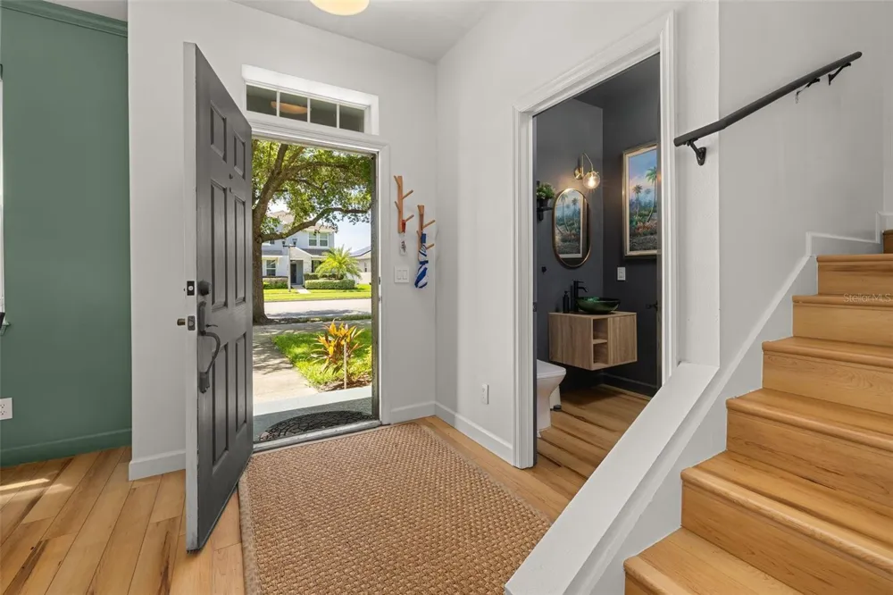 2271 J LAWSON BOULEVARD Orlando, FL 32824