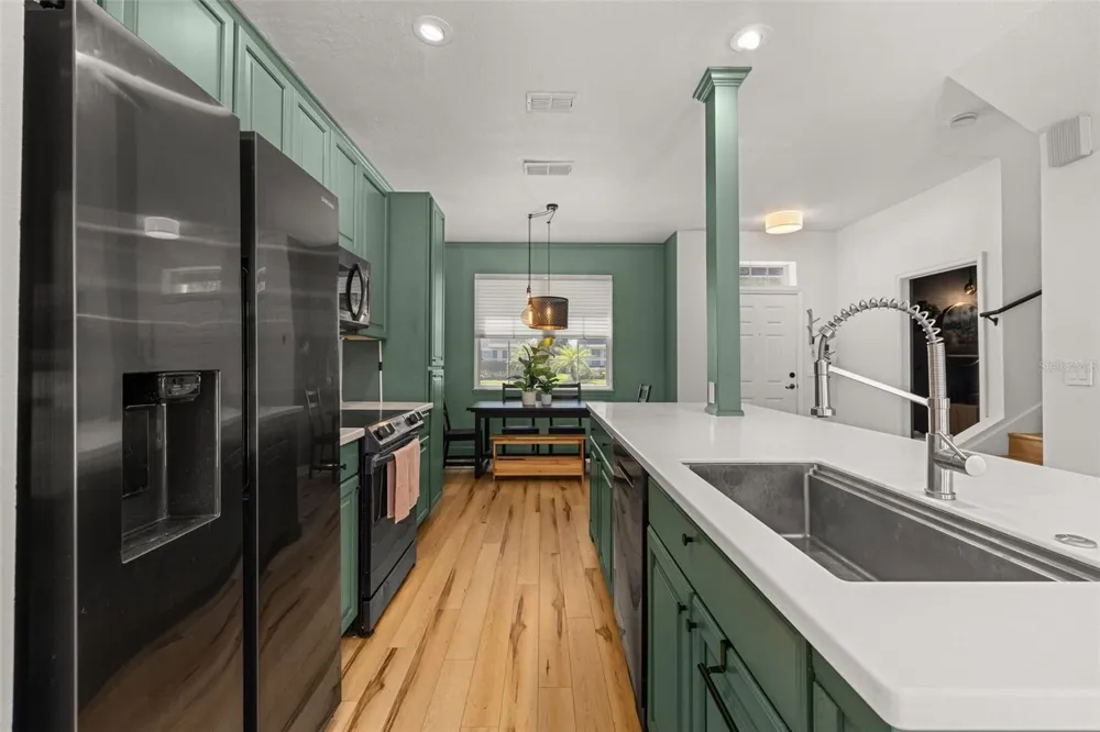 2271 J LAWSON BOULEVARD Orlando, FL 32824