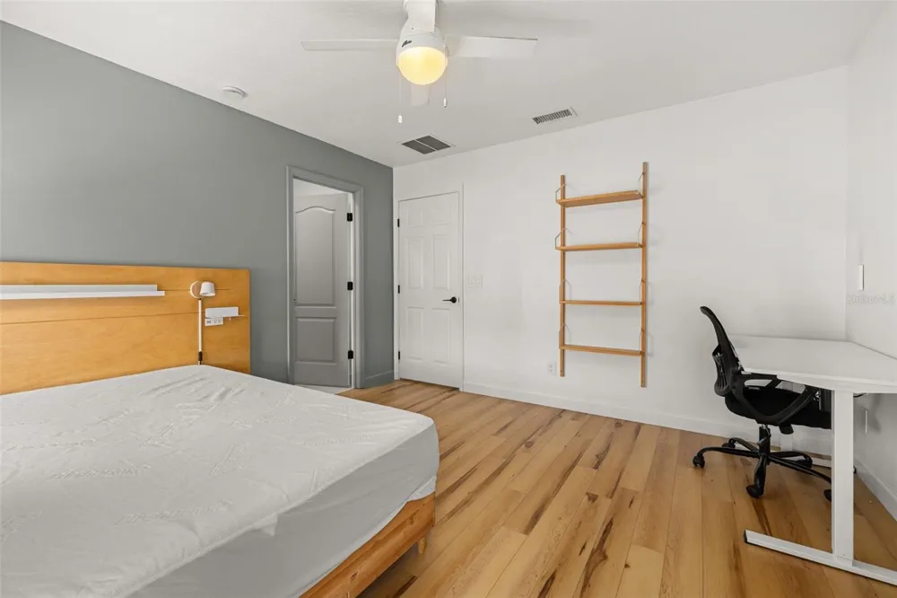 2271 J LAWSON BOULEVARD Orlando, FL 32824