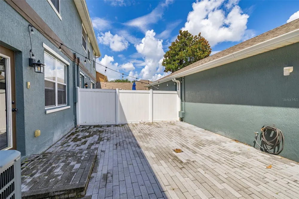 2271 J LAWSON BOULEVARD Orlando, FL 32824