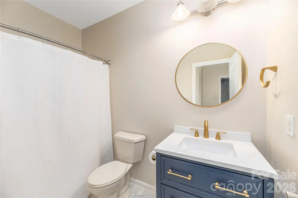 331 Appeldoorn Circle Asheville, NC 28803