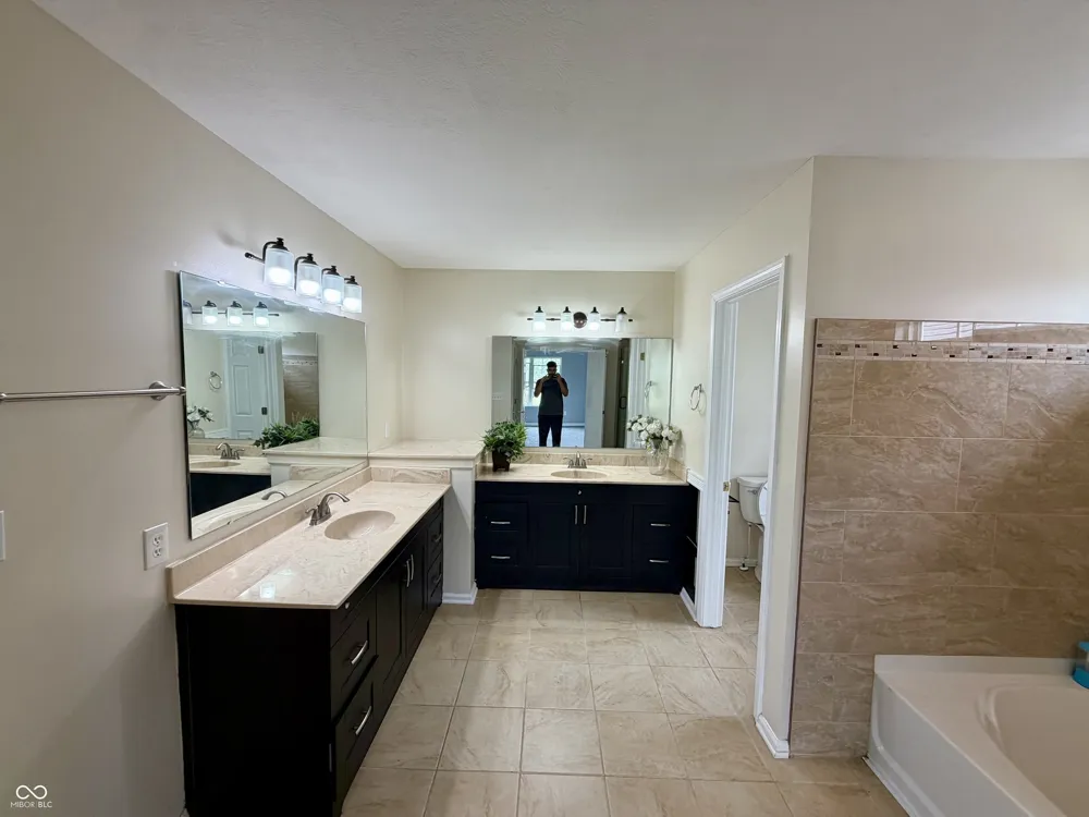 12072 Raiders Boulevard Fishers, IN 46037