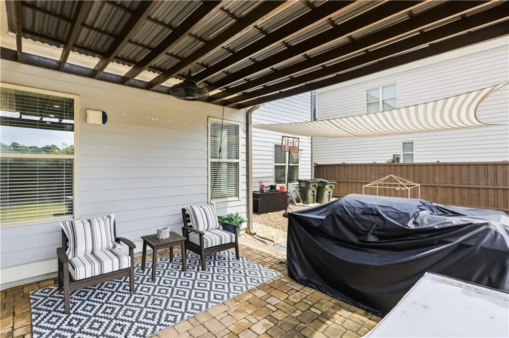 2438 Colby Court Snellville, GA 30078