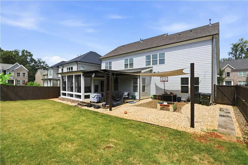 2438 Colby Court Snellville, GA 30078