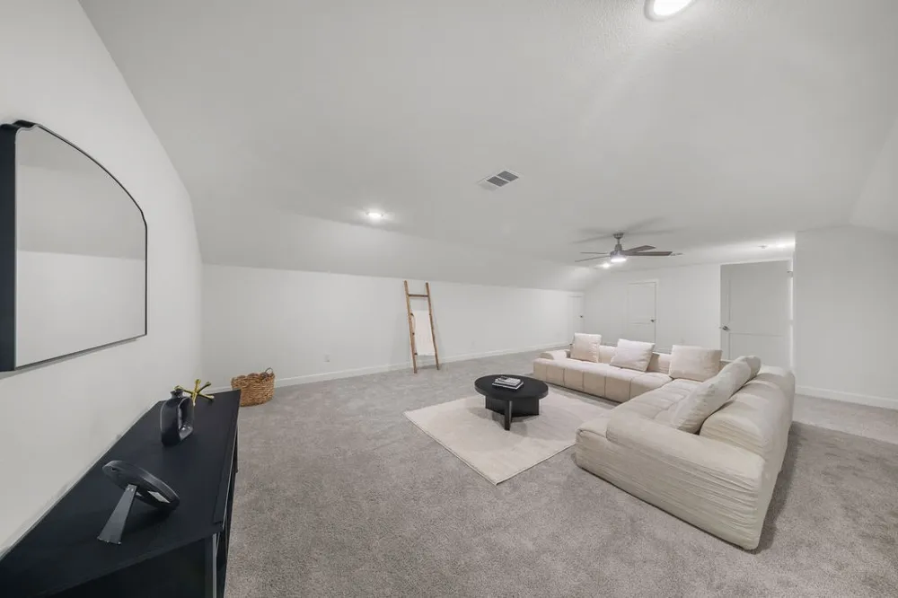 4519 Rosehill Road Garland, TX 75043
