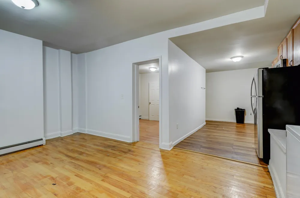 77 WALLIS AVE Jersey City, NJ 07304