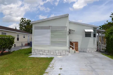 19800 SW 180 Ave #584