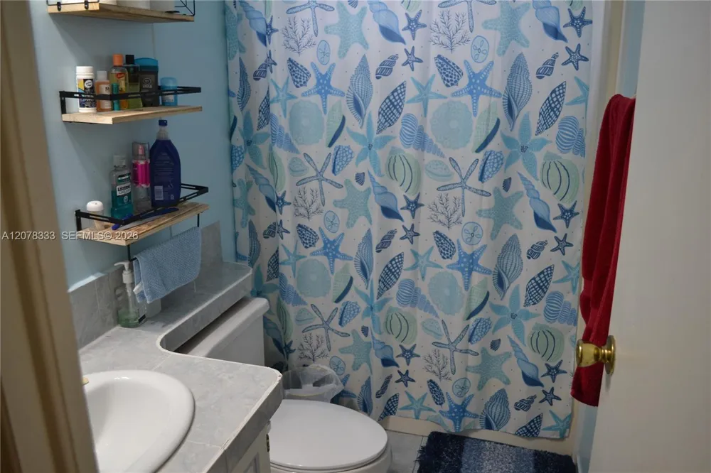 19800 SW 180 Ave #584 Miami, FL 33187