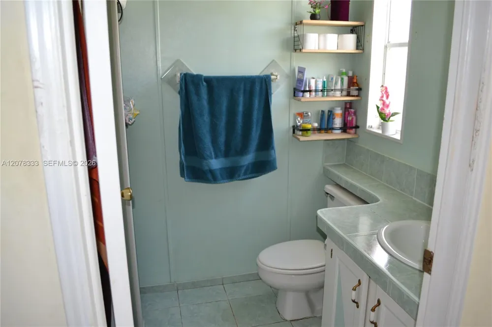 19800 SW 180 Ave #584 Miami, FL 33187