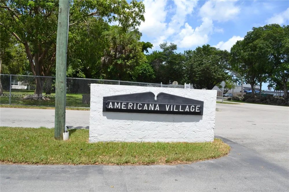 19800 SW 180 Ave #584 Miami, FL 33187