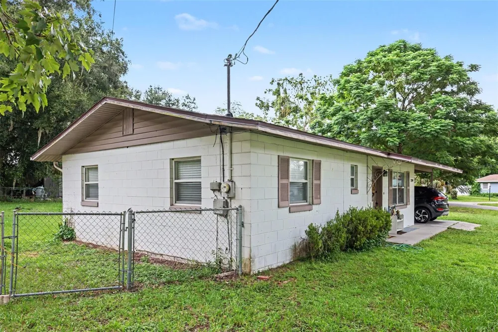 2209 NE 36TH STREET ocala, FL 34479